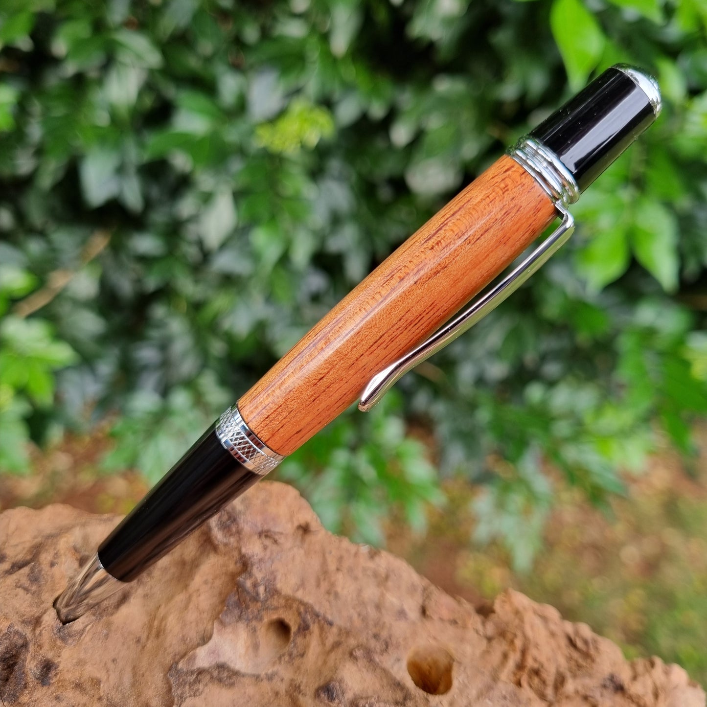 MADE TO ORDER - Timber Sierra Twist Pen