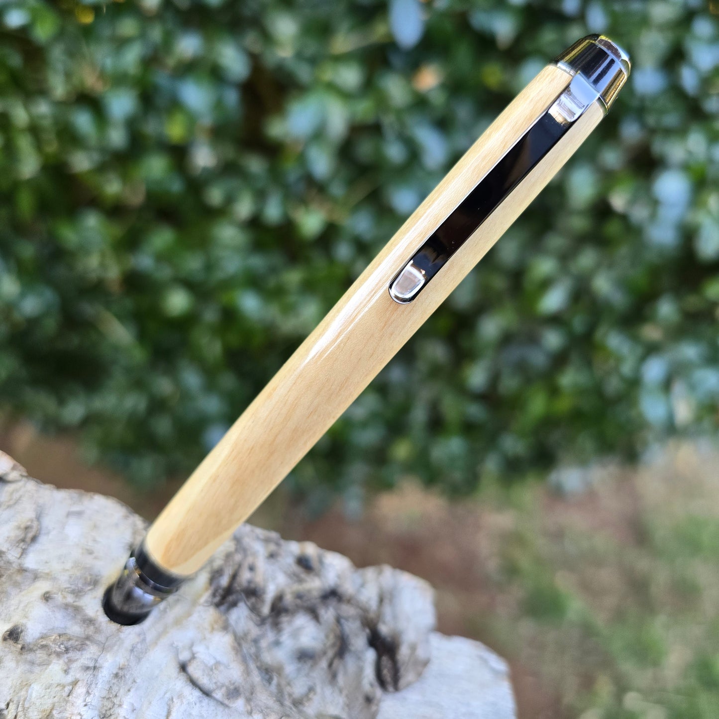Claret Ash Havana Twist Style Pen with Etched Metal Trim