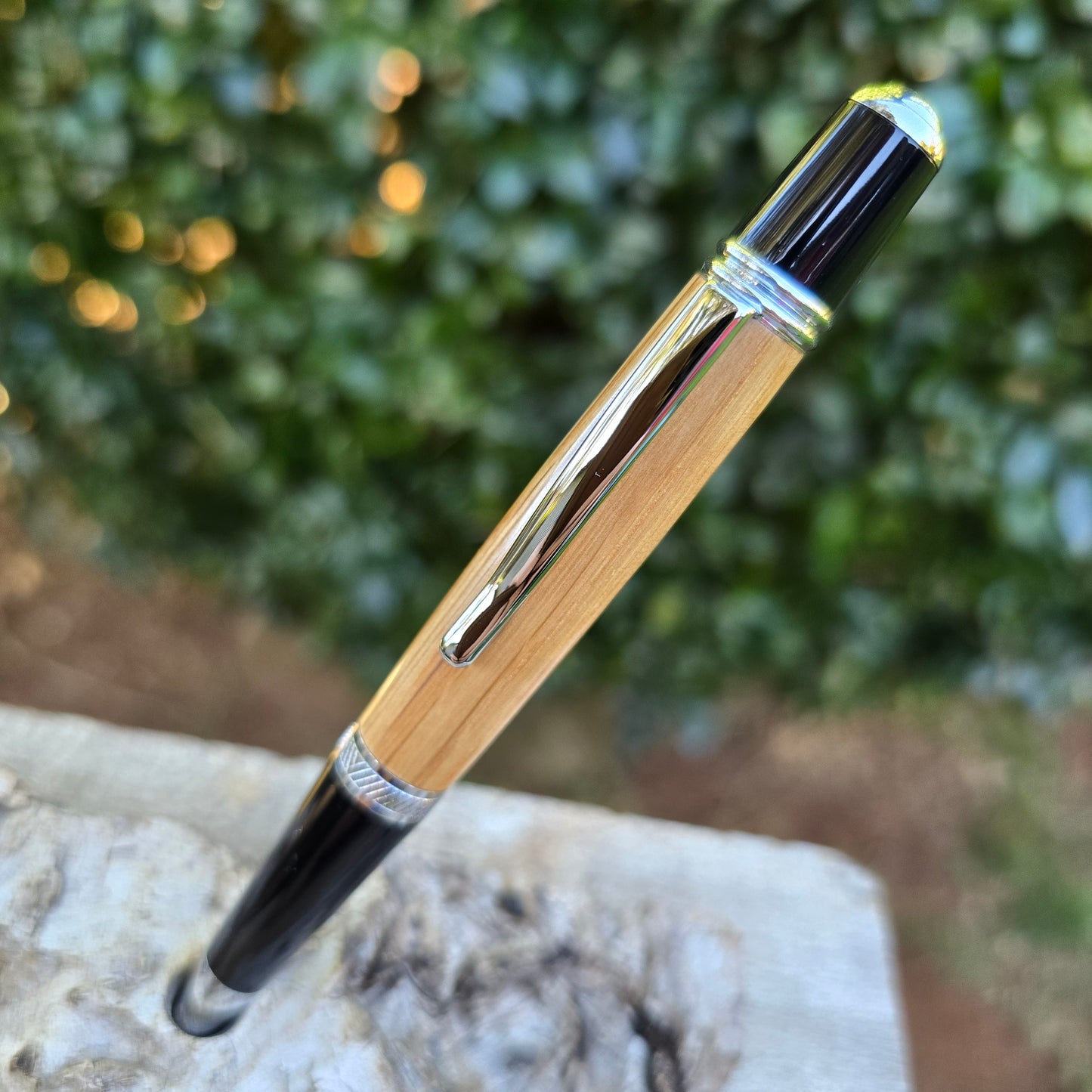 White Oak Sierra Style Twist Pen with Silver Trim