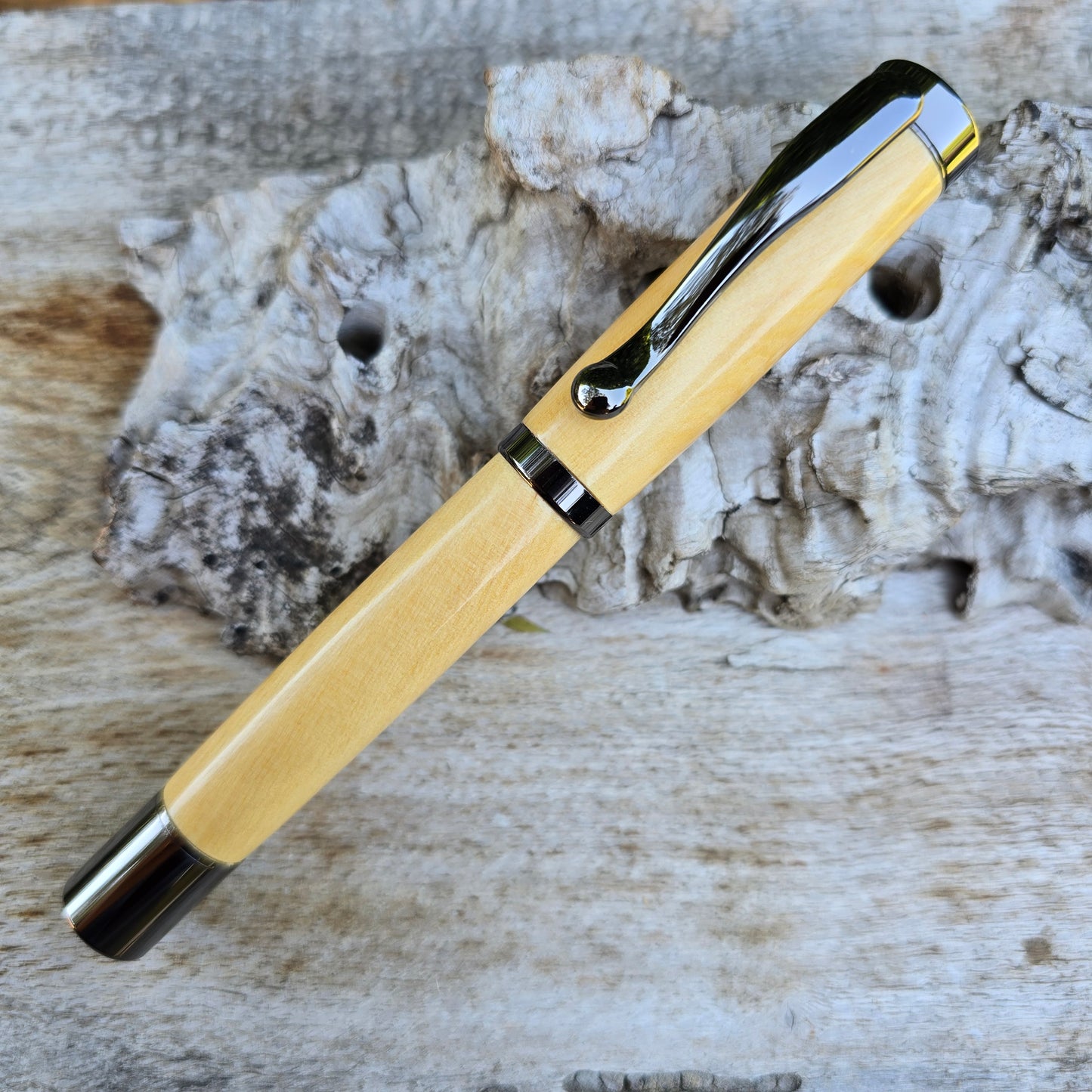 Huon Pine Atrax Fountain Pen with Etched Metal Trim