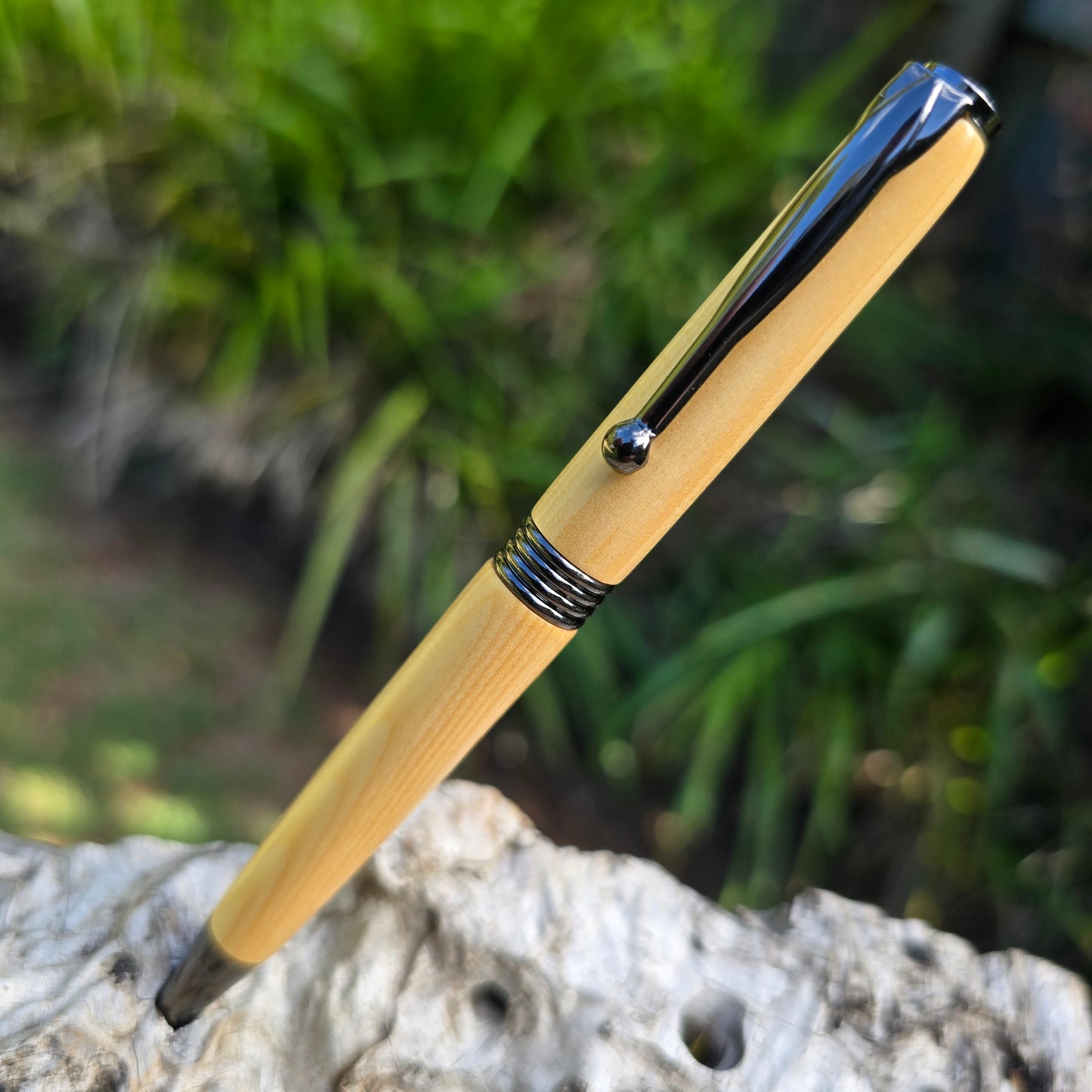 Huon Pine Broadline Twist Pen with Natural Wax Finish Etched Metal Trim