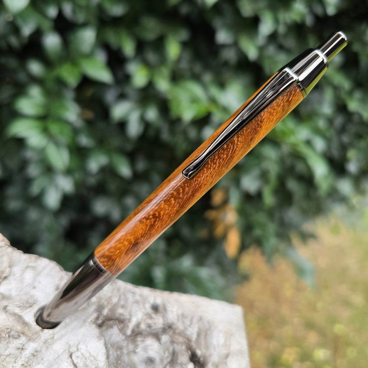 Mukwa Imperial Click Style Pen with Etched Metal Trim