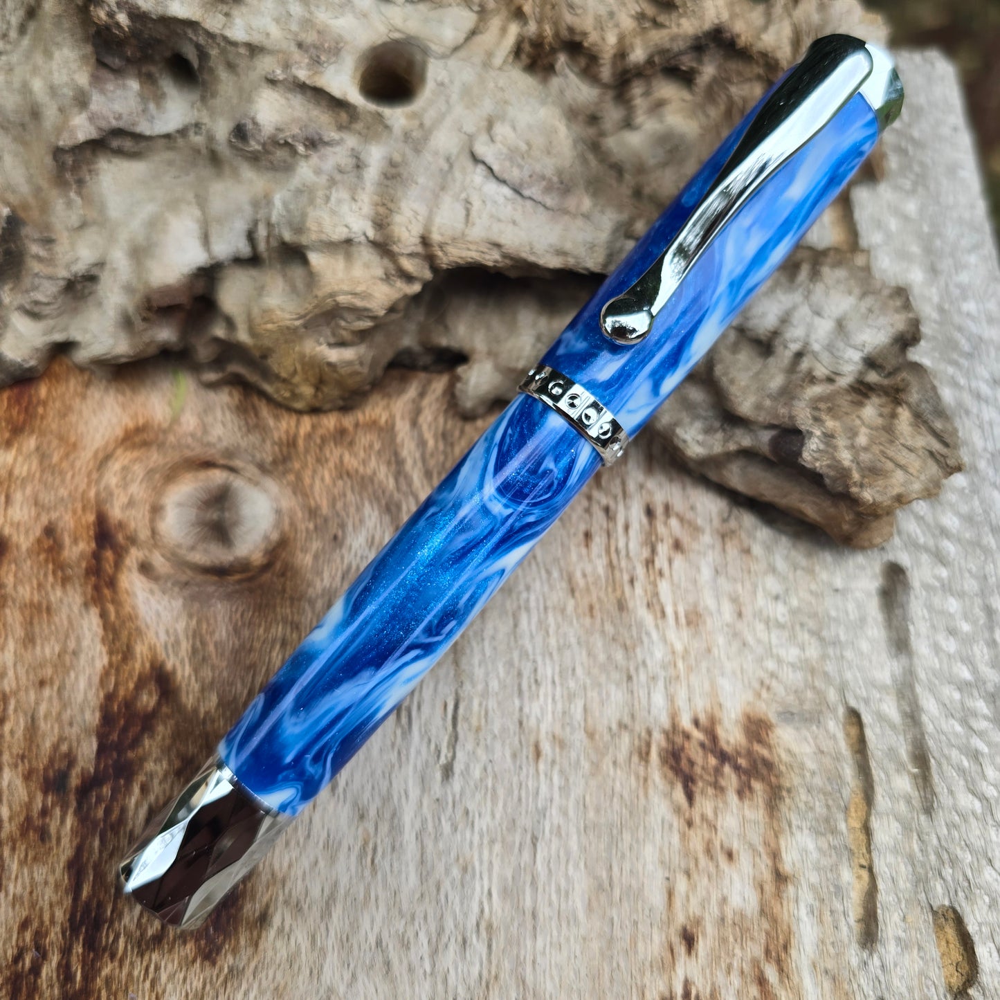 Diamond Cast Atrax Fountain Pen