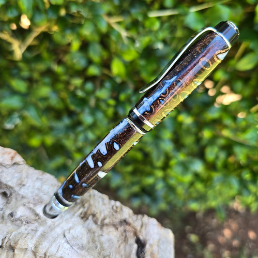 Hybrid Banksia Pod Cuban Twist Style Pen