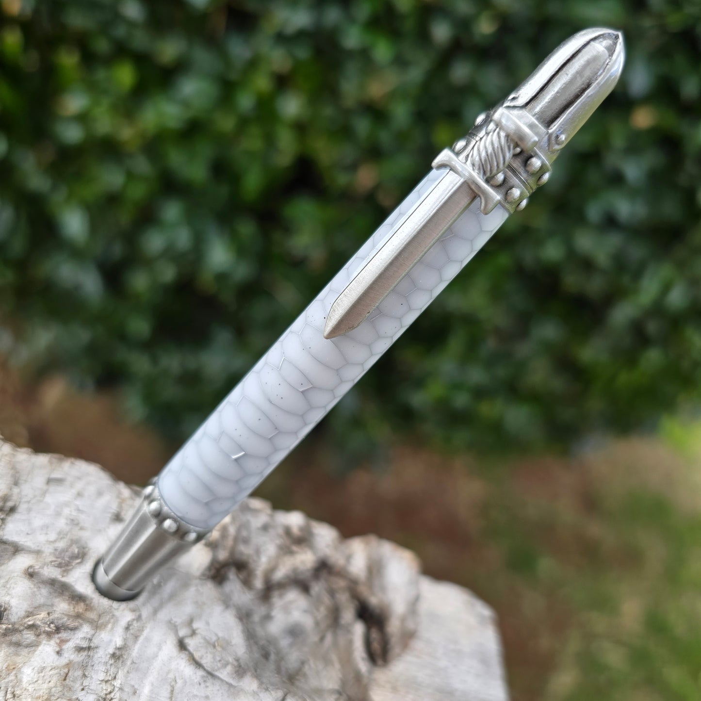 White Aluminium Honeycomb Knights Armor Style Pen with Antique Pewter Trim