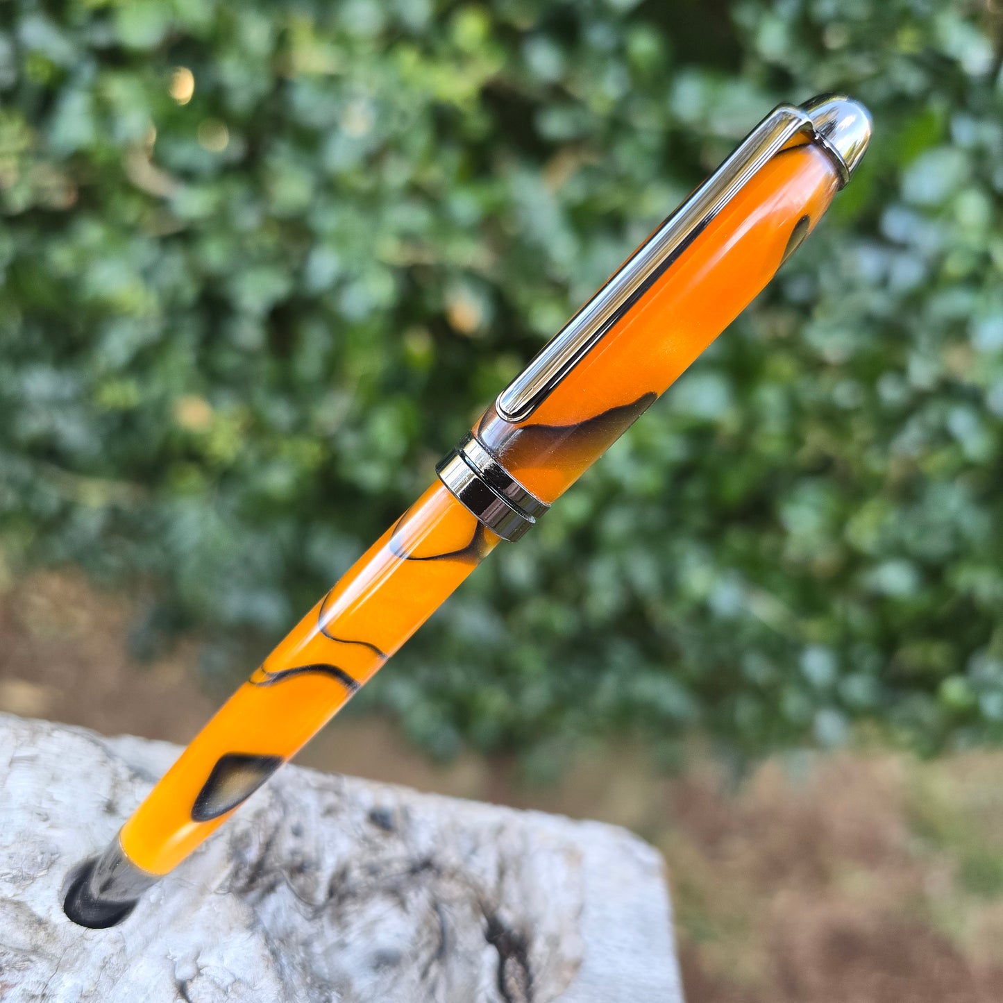 Acrylic Resin Euro Twist Style Pen with Etched Metal Trim