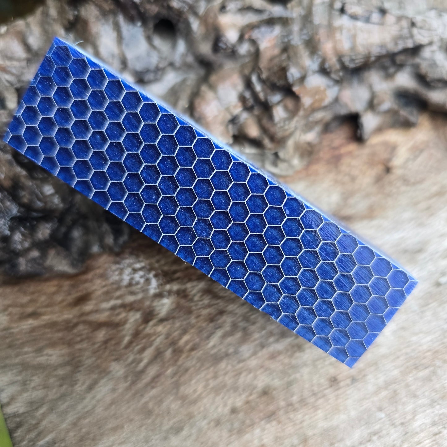 11/06/26 Live Turning - Blue Aluminium Honeycomb Allure Dragon Twist Pen