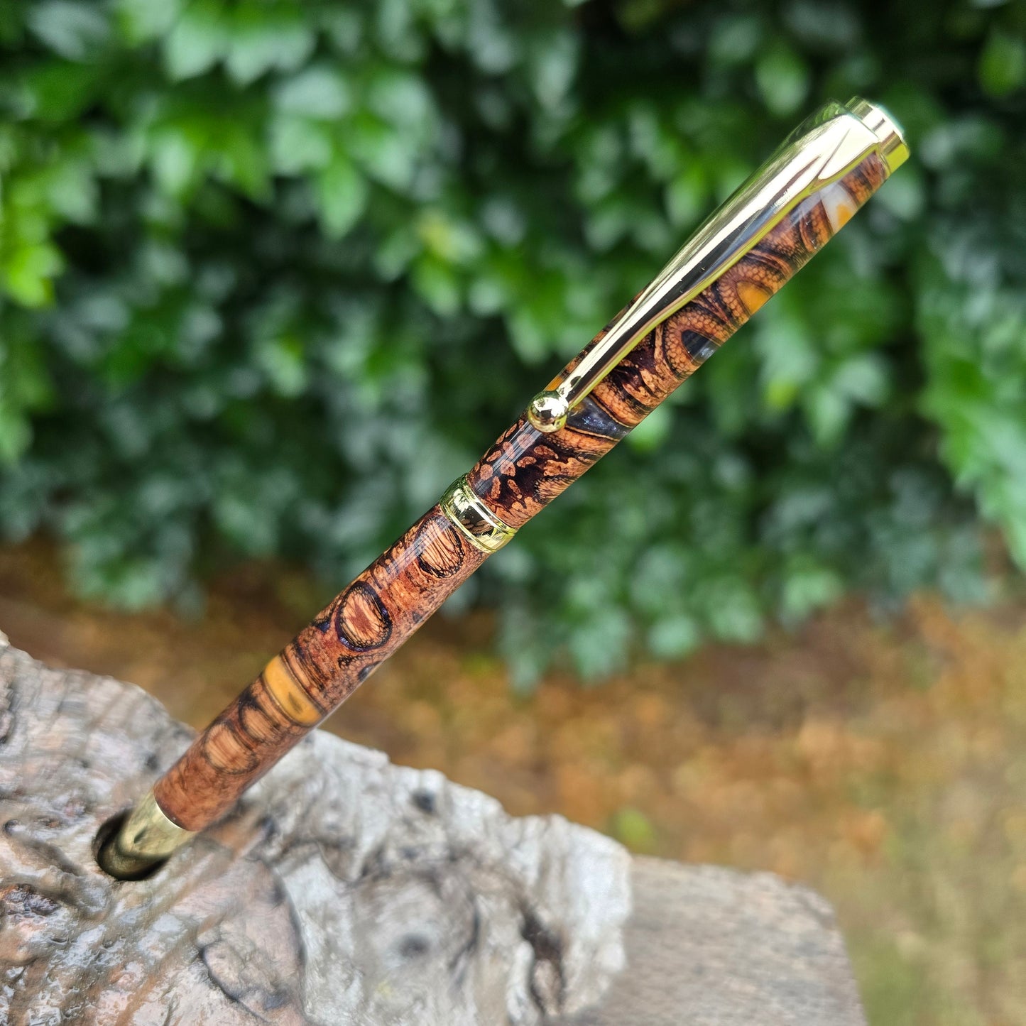 Banksia Pod Slimline Twist Style Pen with Gold Trim