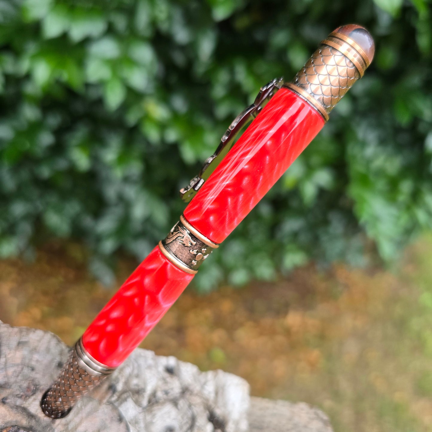 Red Dragon Scale Yingloong Dragon Twist Style Pen with Antique Copper Trim